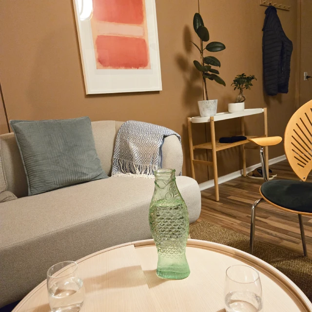 Roligt samtaleområde i hypnoseklinik i Odense